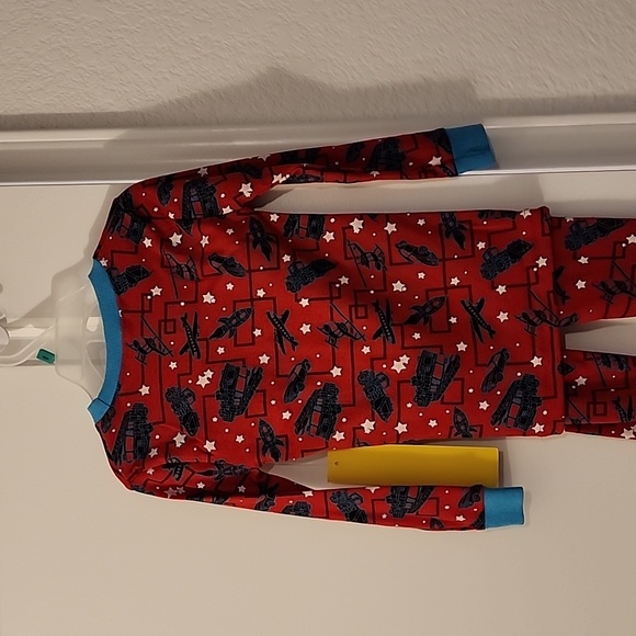 Kidgets Pajama Set - Picture 6 of 7